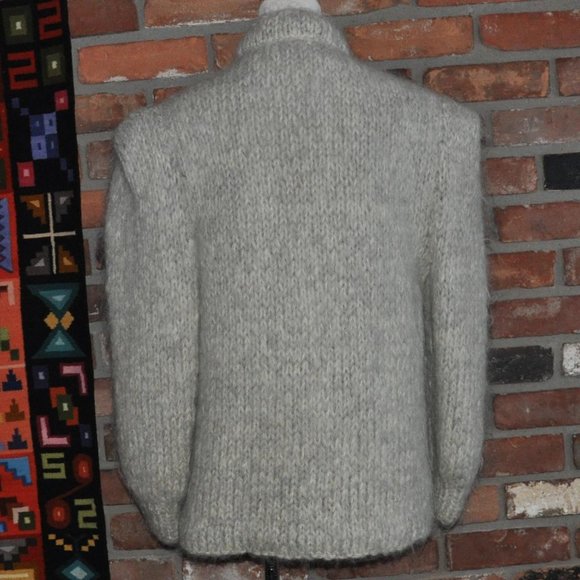 Silver MINK Fur Wool Knit Sweater Winter Cardigan Coat Jacket BIG SHOULDERS M - Picture 3 of 4
